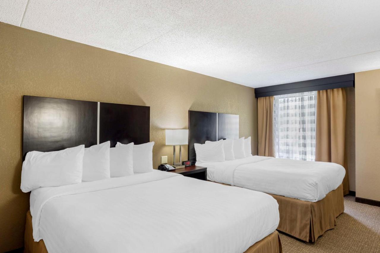 Best Western Harrisburg North Hotel Exterior photo
