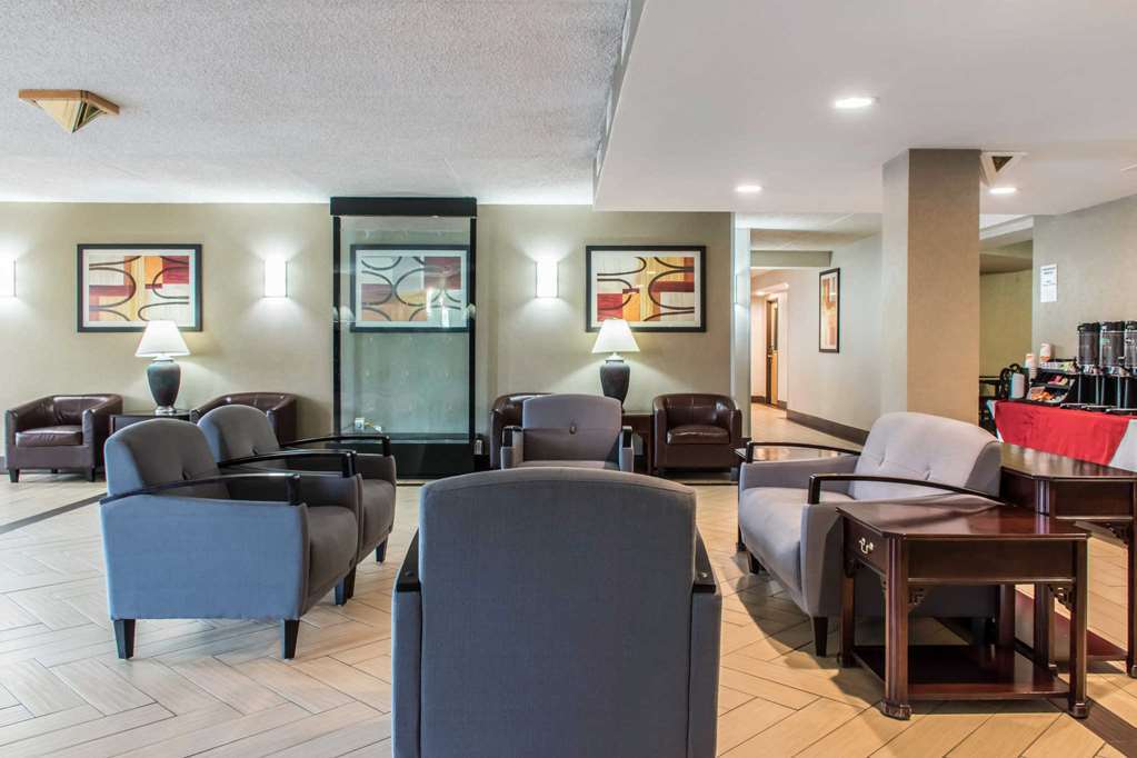 Best Western Harrisburg North Hotel Interior photo